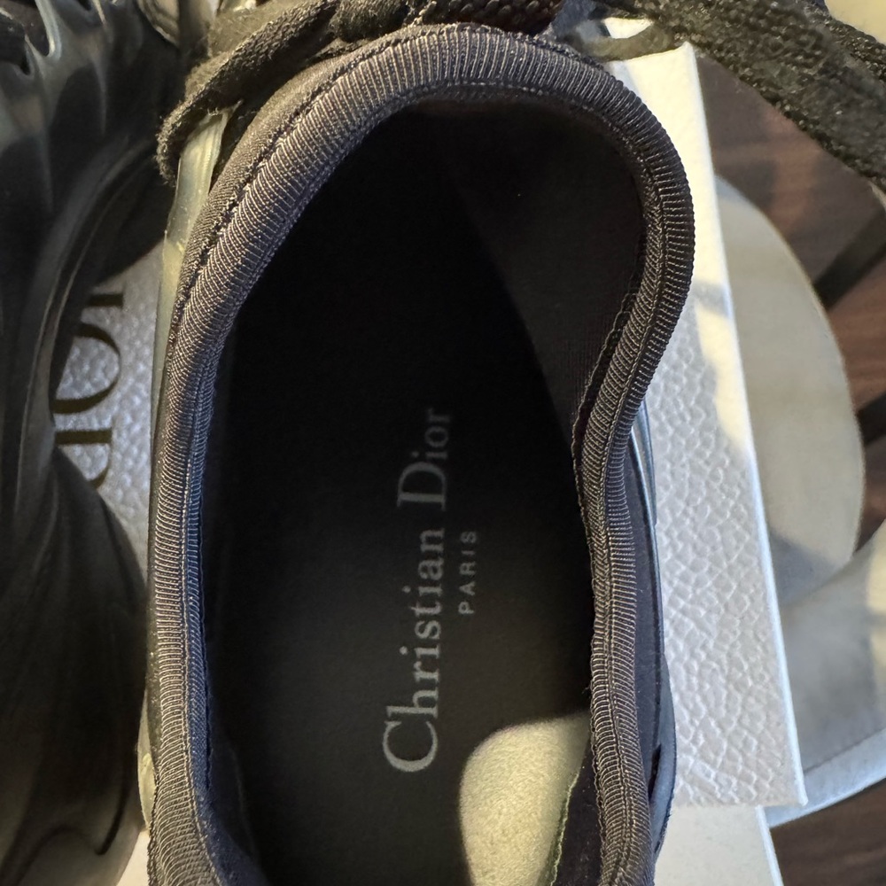 Dior Black High-Top Sneakers with Rugged Sole - Picture 4 of 5